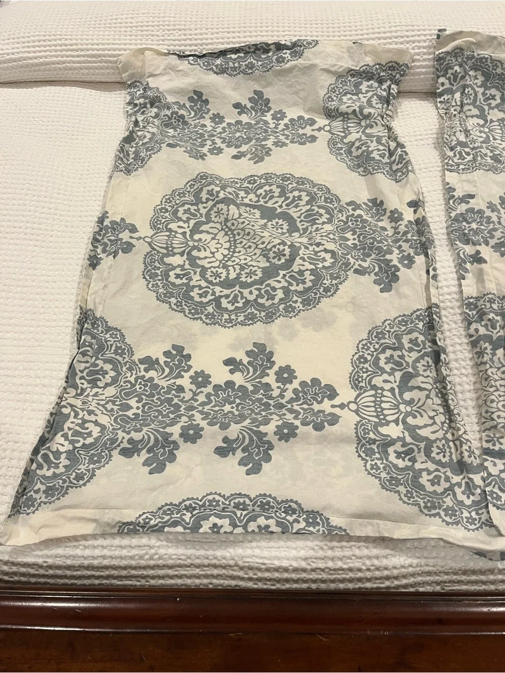 Pottery Barn Medallion King Pillow Shams